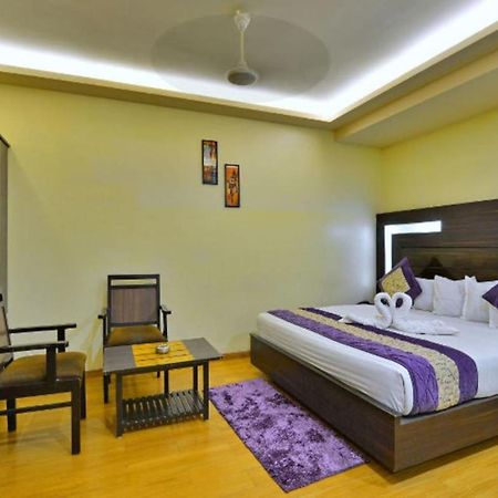 Hotel Samrat Jabalpur Εξωτερικό φωτογραφία