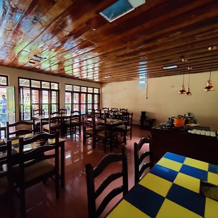 Hotel Samrat Jabalpur Εξωτερικό φωτογραφία