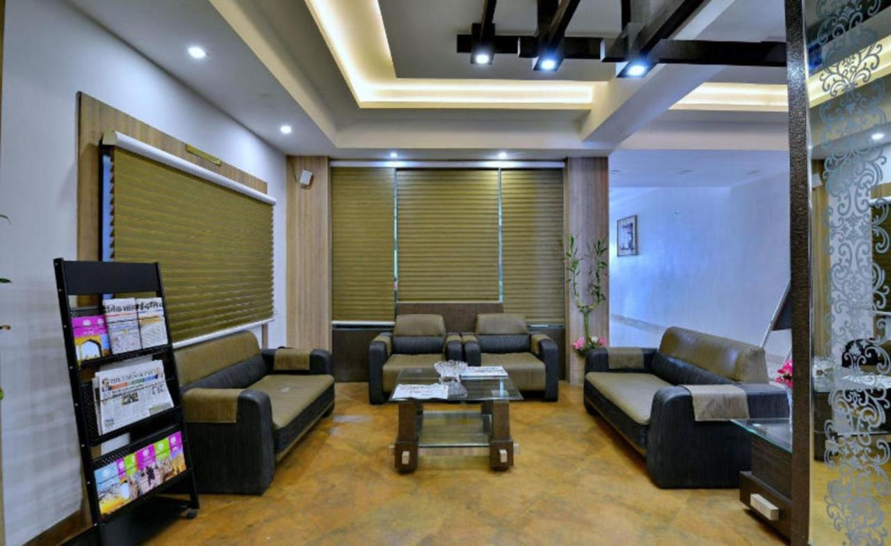 Hotel Samrat Jabalpur Εξωτερικό φωτογραφία