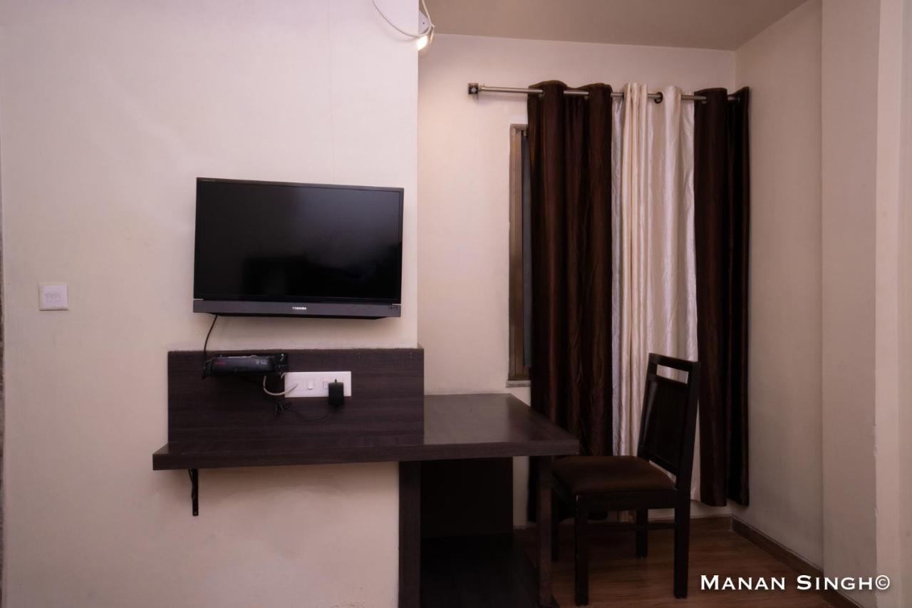 Hotel Samrat Jabalpur Εξωτερικό φωτογραφία