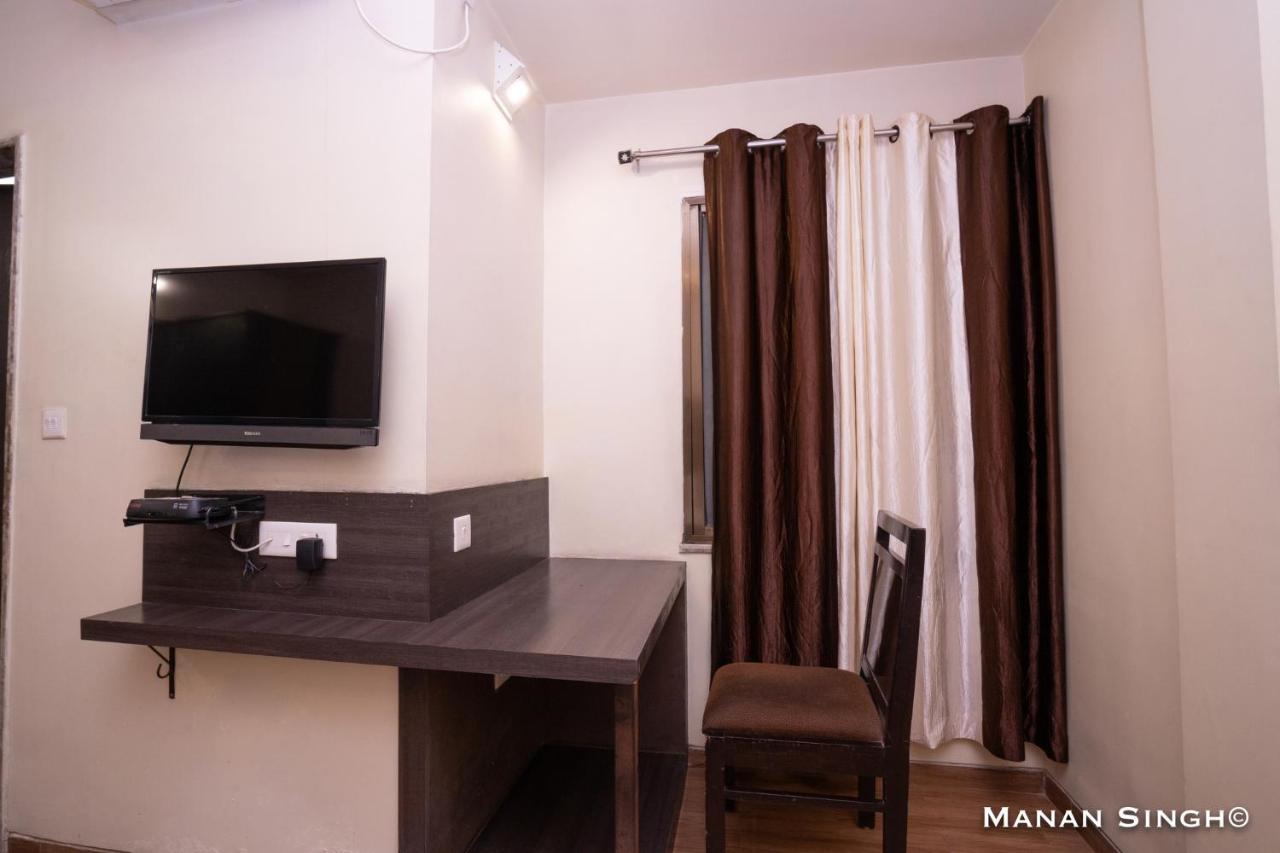 Hotel Samrat Jabalpur Εξωτερικό φωτογραφία